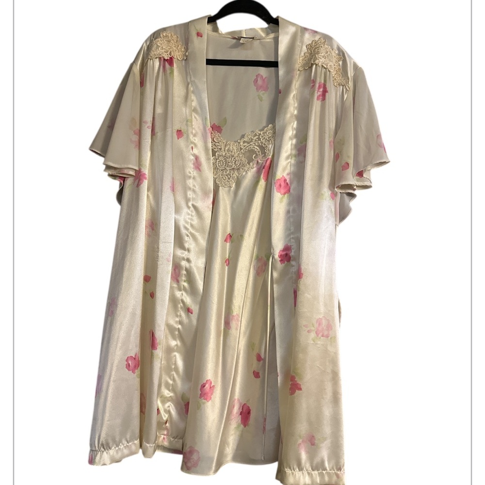 CINEMA ETOILE satin sleepwear